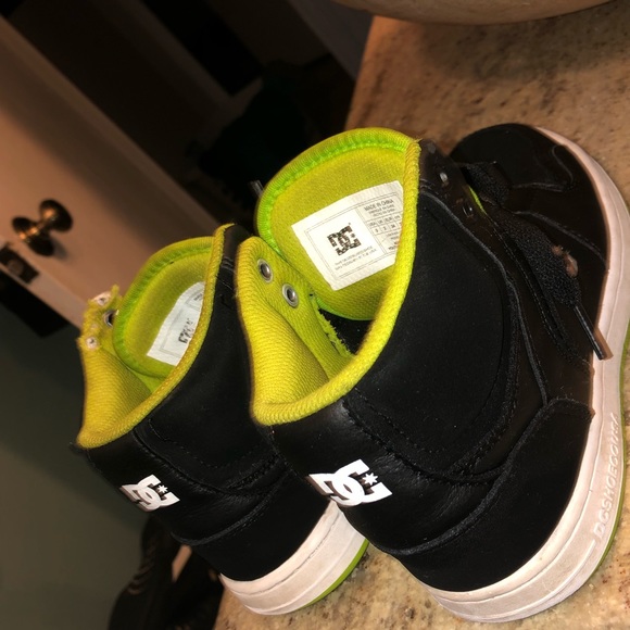 3Y DC Skate Shoes - Picture 5 of 10